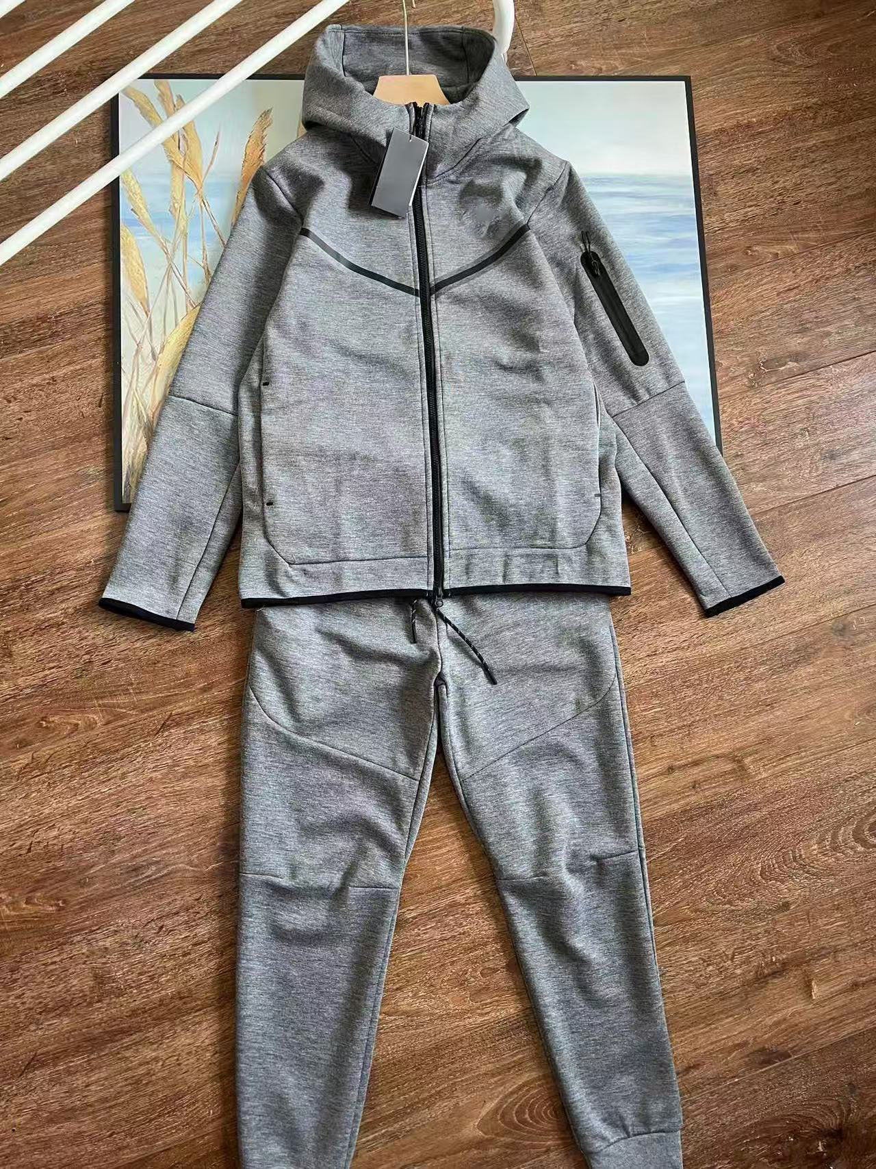 Men's Hooded Sports Tracksuit