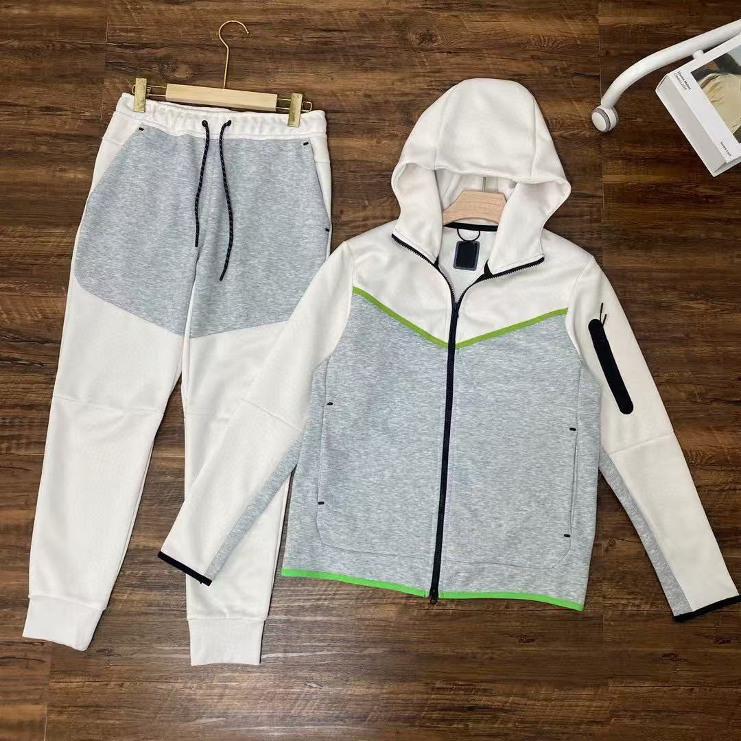 Men's Hooded Sports Tracksuit