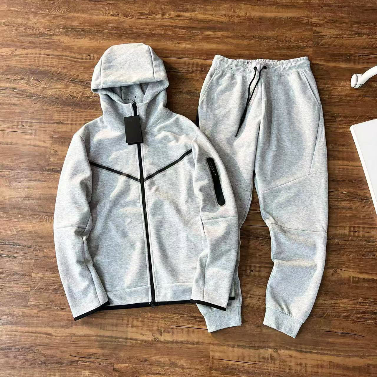 Men's Hooded Sports Tracksuit