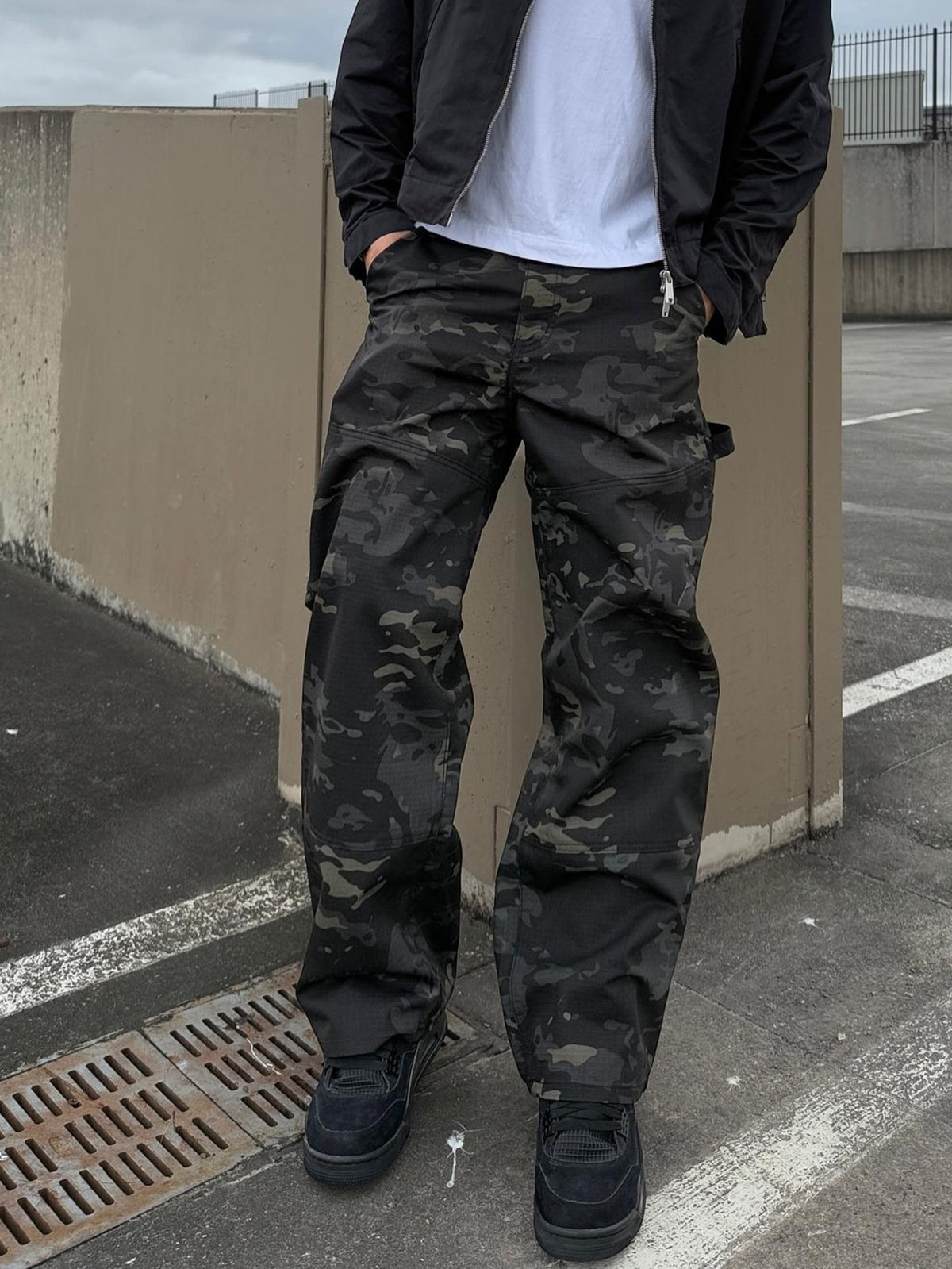 Men's camouflage cargo pants